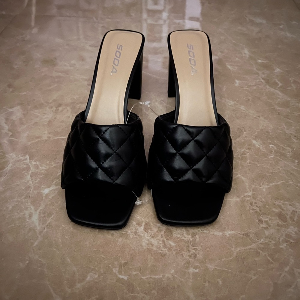 Brand new black heels